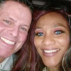 Meet your Posher, Tania